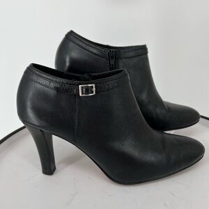 BROOKS BROTHERS BLACK LEATHER ANKLE BOOTS PADDED INSOLES, SMOOTH LEATHER‎